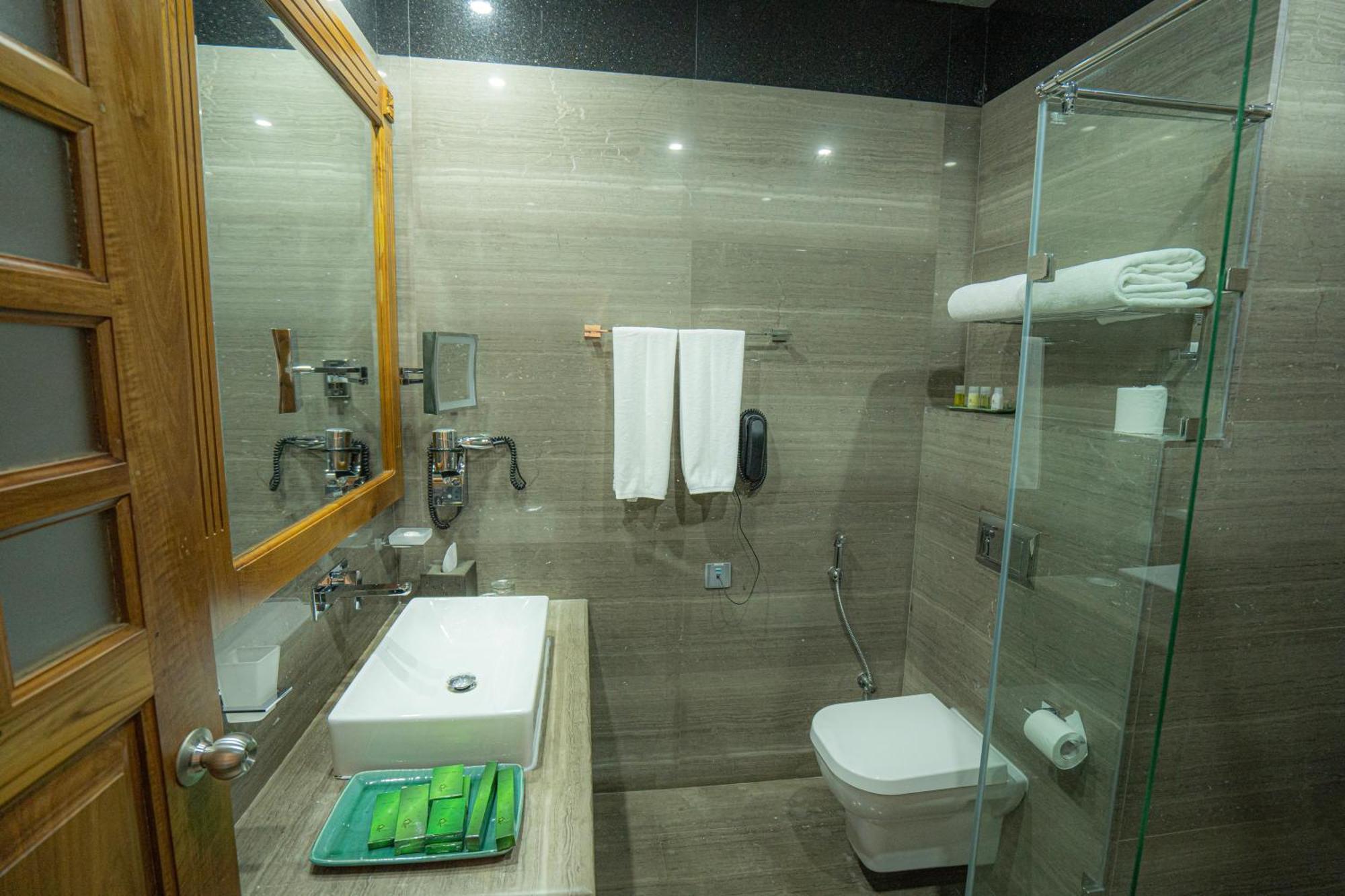 Araliya Green City - Your Gateway To Everything In Νουβάρα Ελίγια Εξωτερικό φωτογραφία